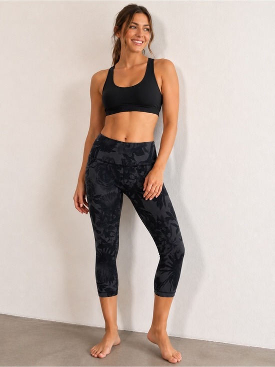 lululemon athletica Pants - Lululemon Wunder Under Crop Floral Black Gray Leggings Size 4